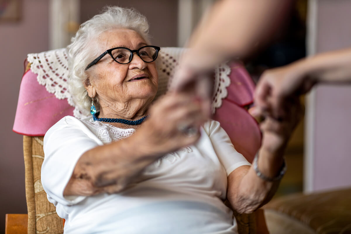 Four Surprising Dementia Symptoms Beyond Memory Loss