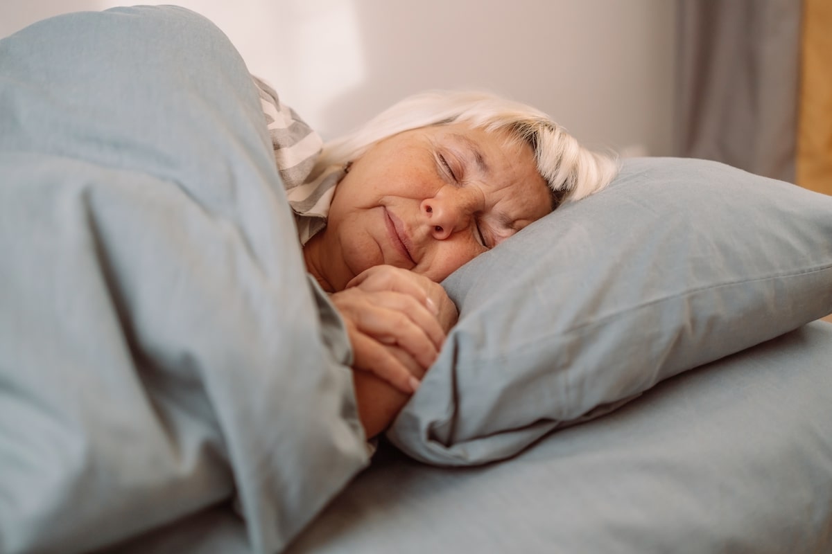 Sleep and Dementia: 4 Ways to Improve Rest